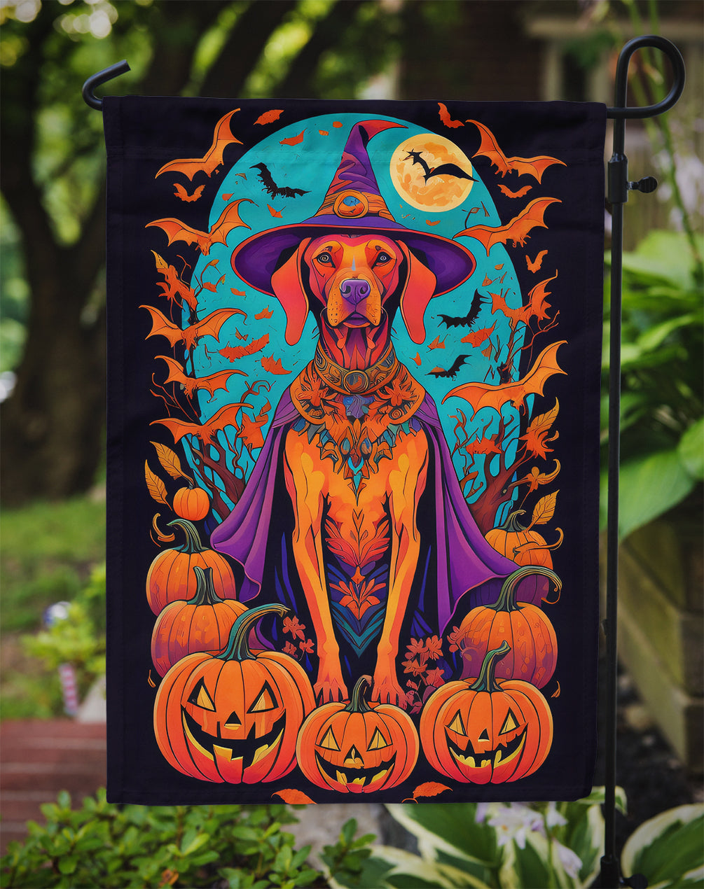 Vizsla Witchy Halloween Garden Flag – Witch Dog with Pumpkins, Bats & Jack-o'-Lanterns