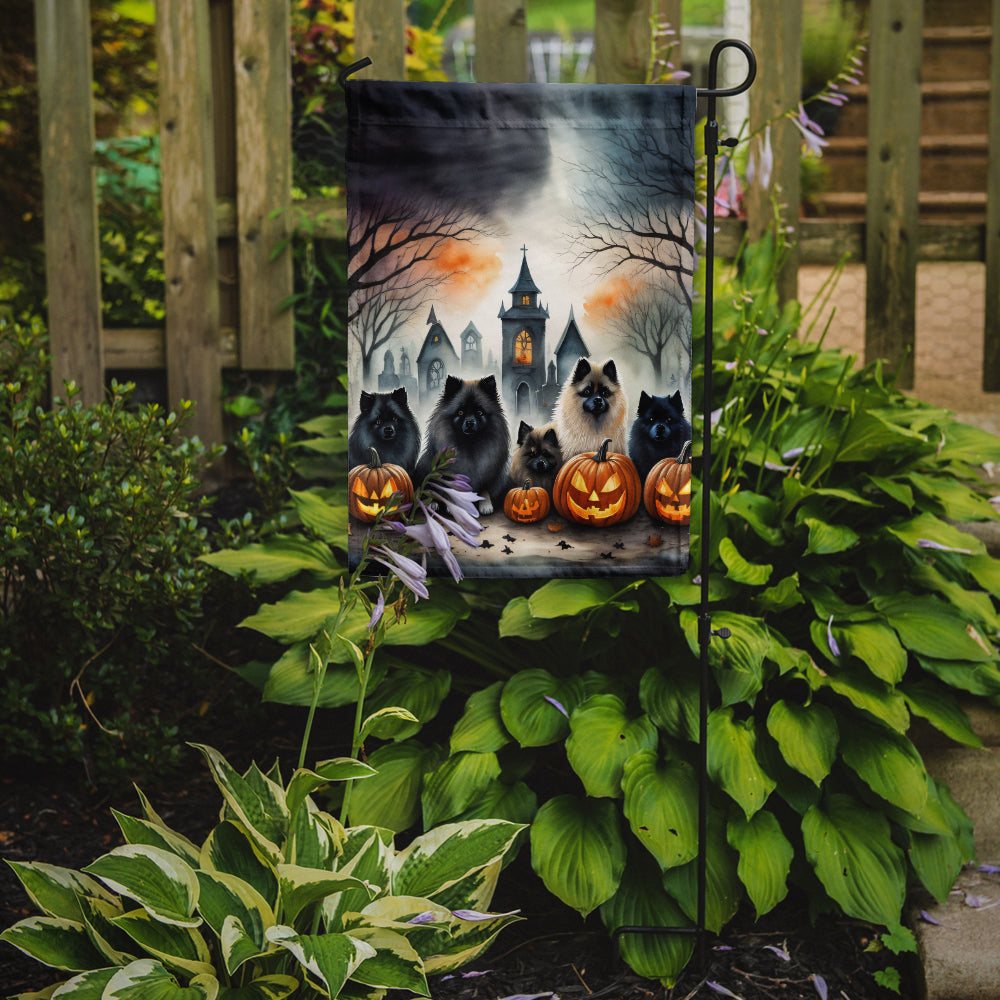 Keeshond Spooky Halloween Garden Flag – Dog in Cemetery Scene