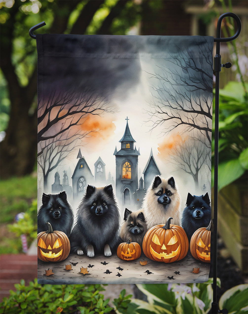 Keeshond Spooky Halloween Garden Flag – Dog in Cemetery Scene
