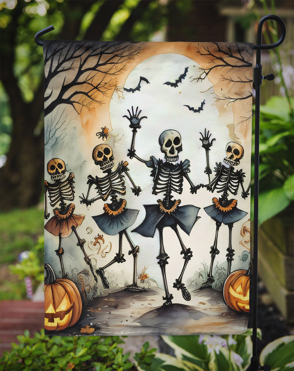 Dancing Skeletons Spooky Halloween Garden Flag – Outdoor Decorative Yard Flag