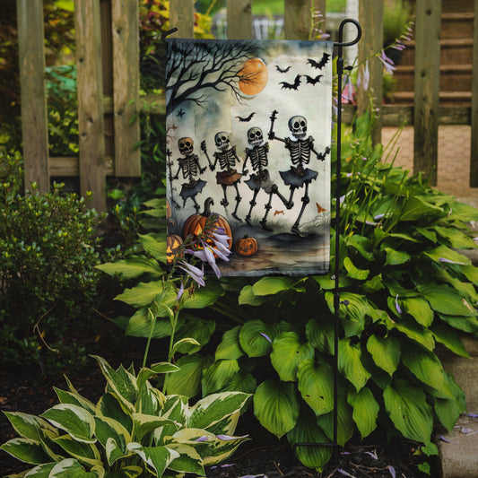 Dancing Skeletons Spooky Halloween Garden Flag – Outdoor Decorative Yard Flag