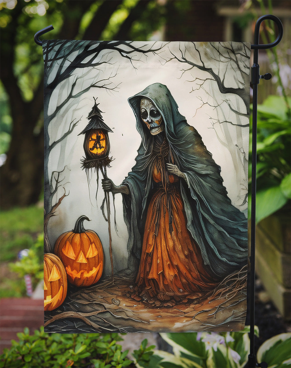 The Weeping Woman Spooky Halloween Garden Flag – Outdoor Decorative Yard Flag