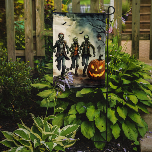Zombies Spooky Halloween Garden Flag – Outdoor Decorative Yard Flag