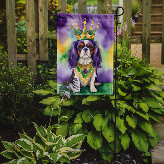 Cavalier Spaniel King of Mardi Gras Garden Flag - Vibrant Dog-Themed Yard Decor by Caroline's Treasures