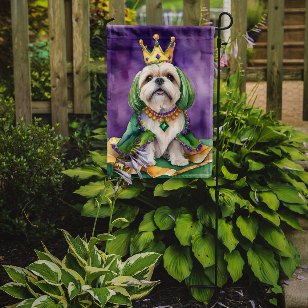 Lhasa Apso King of Mardi Gras Garden Flag - Vibrant Dog-Themed Yard Decor by Caroline's Treasures