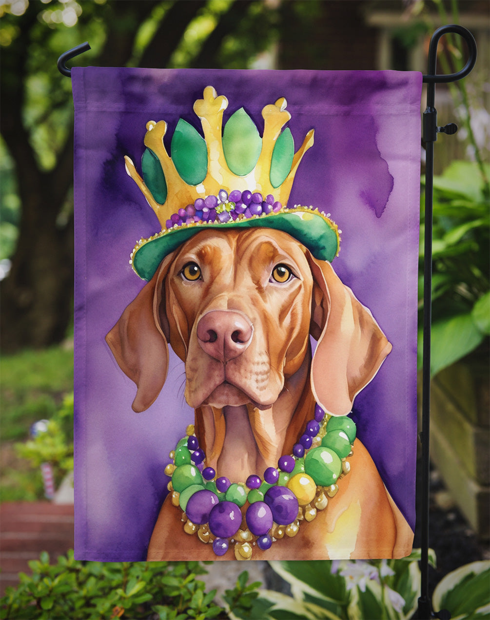 Vizsla King of Mardi Gras Garden Flag - Vibrant Dog-Themed Yard Decor by Caroline's Treasures
