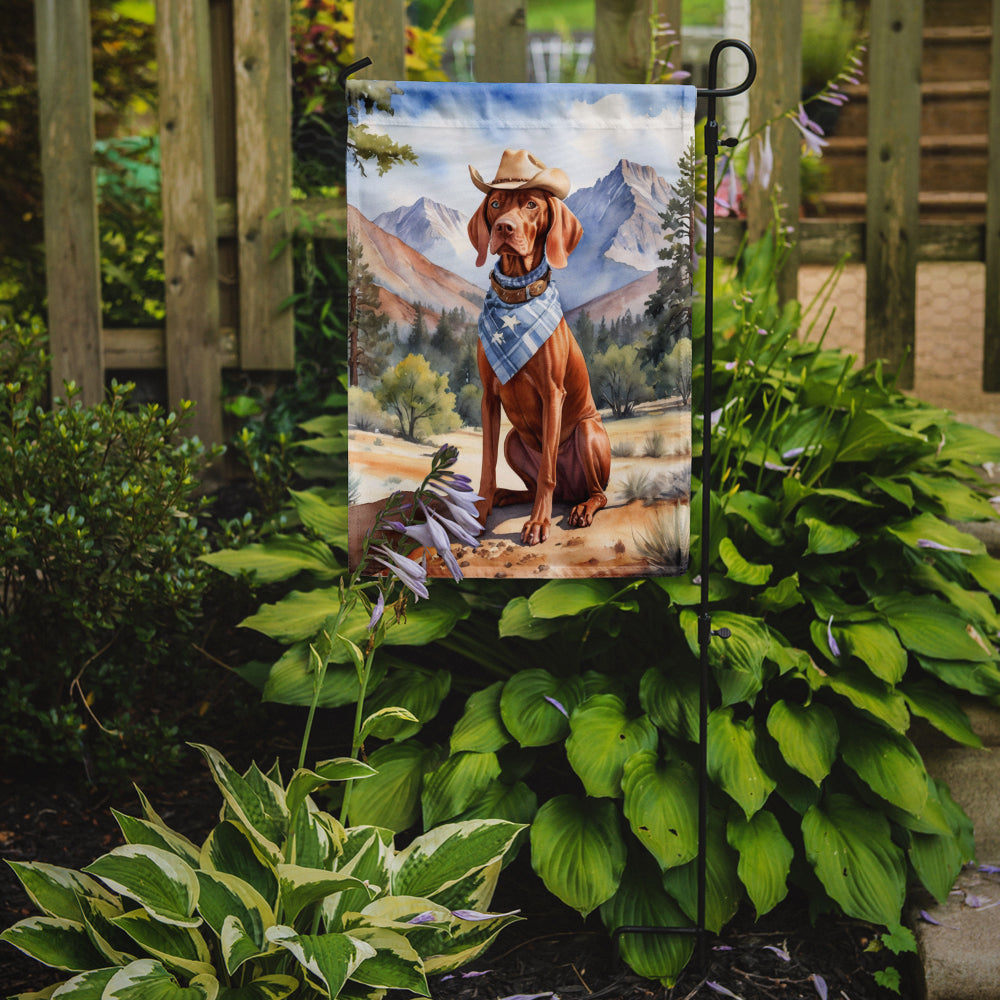 Vizsla Cowboy Welcome Garden Flag – Western Dog Yard Decor with Mountain Landscape