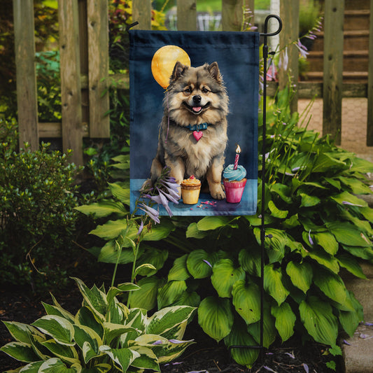 Keeshond Happy Birthday Garden Flag –  Garden Flag by Caroline's Treasures