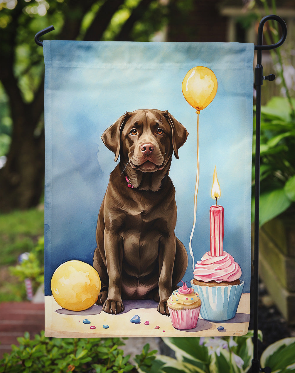 Chocolate Labrador Retriever Happy Birthday Garden Flag –  Garden Flag by Caroline's Treasures