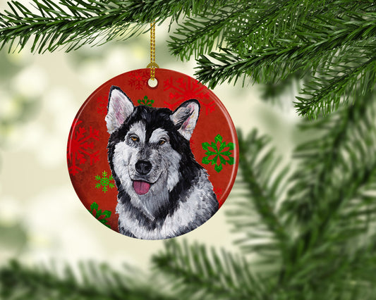Alaskan Malamute Red Snowflakes Holiday Christmas Ceramic Ornament SC9492CO1