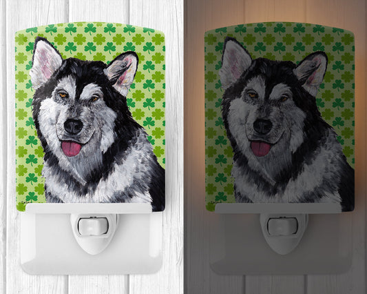 Alaskan Malamute St. Patrick's Day Shamrock Ceramic Night Light SC9493CNL