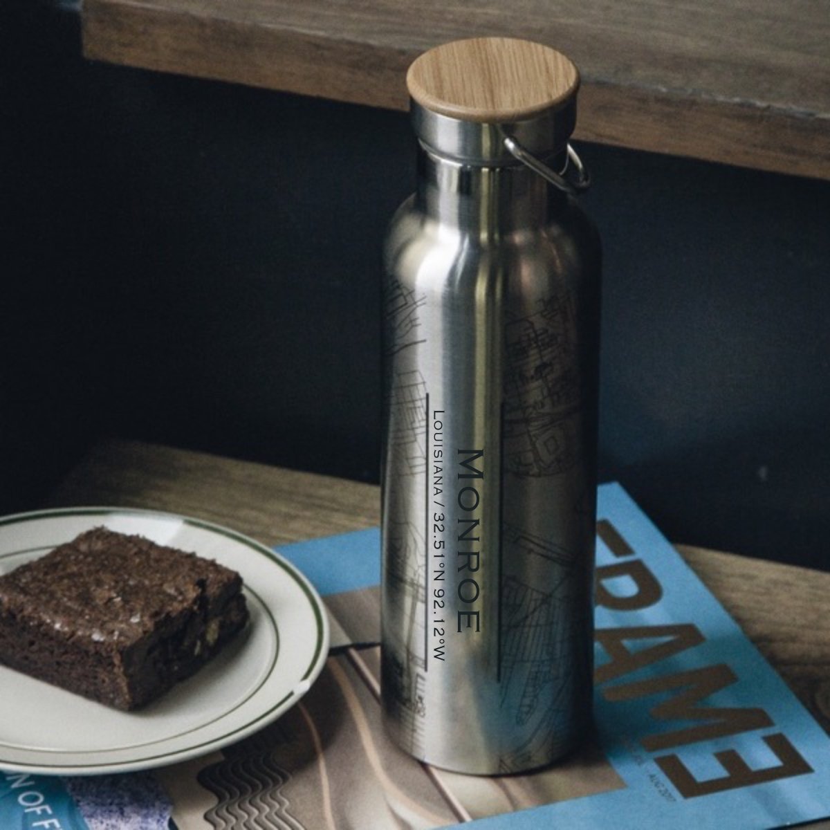 Monroe - Louisiana Engraved Map Bottle with Bamboo Top