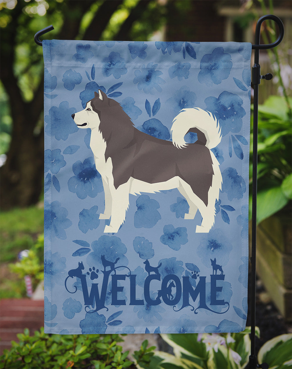 Alaskan Malamute Welcome Garden Flag – Decorative Outdoor Yard Flag CK6217GF