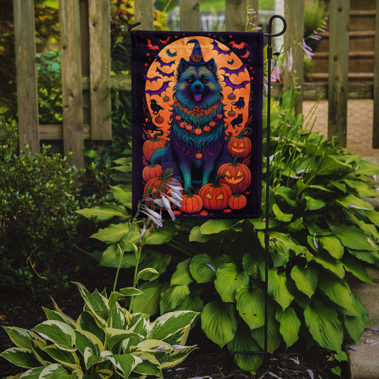 Keeshond Witchy Halloween Garden Flag – Witch Dog with Pumpkins, Bats & Jack-o'-Lanterns