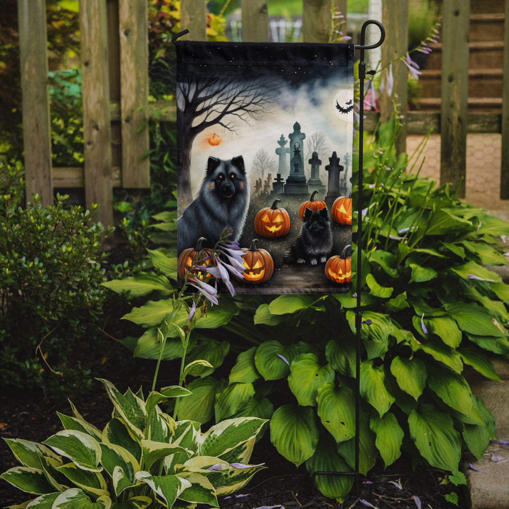 Keeshond Spooky Halloween Garden Flag – Dog in Cemetery Scene