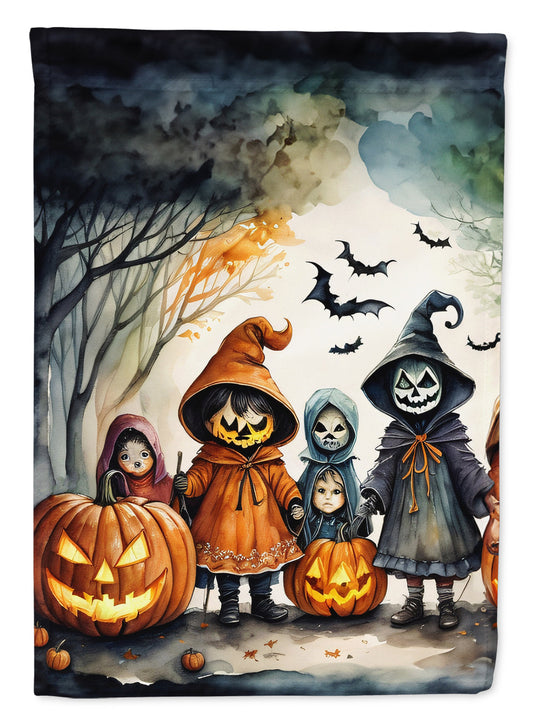Trick or Treaters Spooky Halloween Garden Flag – Outdoor Decorative Garden Flag