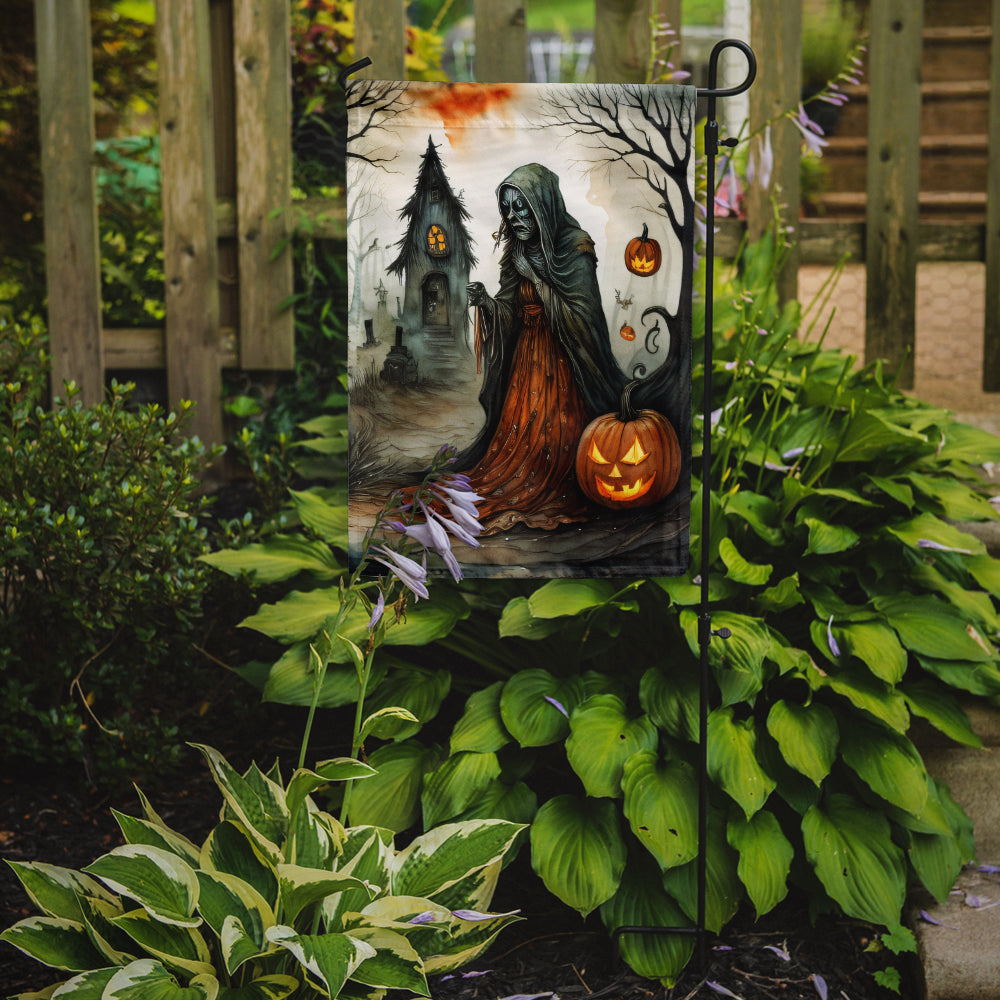The Weeping Woman Spooky Halloween Garden Flag – Outdoor Decorative Yard Flag