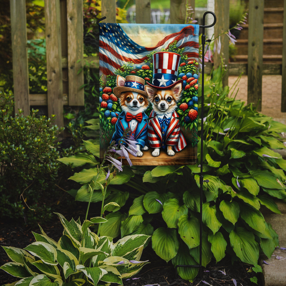 All American Chihuahua Garden Flag –  Dogs with American Flag Background by Caroline’s Treasures