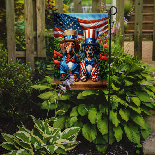 All American Dachshund Garden Flag – Dogs with American Flag Background by Caroline’s Treasures