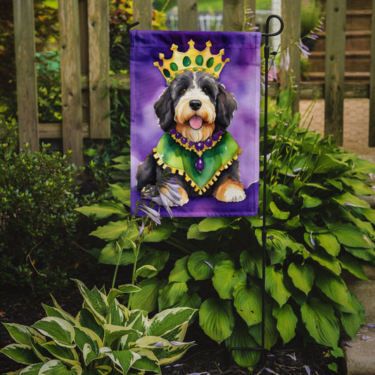 Bernedoodle King of Mardi Gras Garden Flag - Vibrant Dog-Themed Yard Decor by Caroline's Treasures