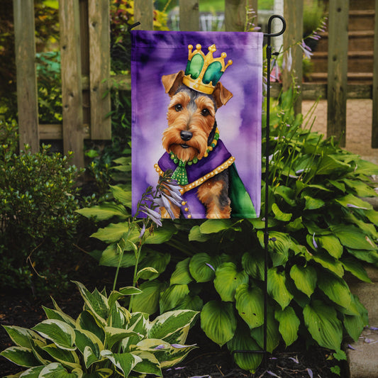 Welsh Terrier King of Mardi Gras Garden Flag - Vibrant Dog-Themed Yard Decor by Caroline's Treasures