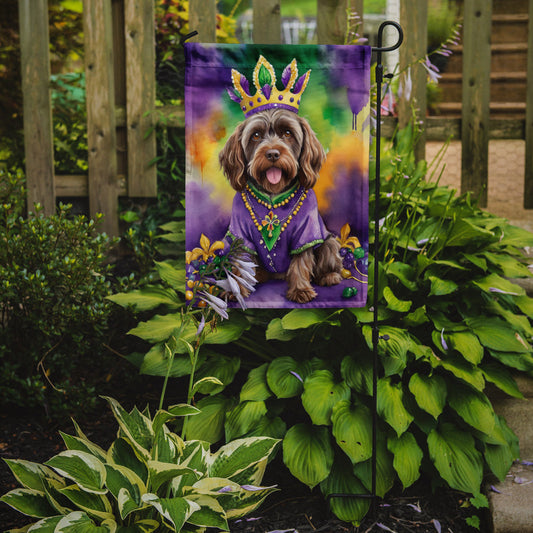 Wirehaired Pointing Griffon King of Mardi Gras Garden Flag - Vibrant Dog-Themed Yard Decor by Caroline's Treasures
