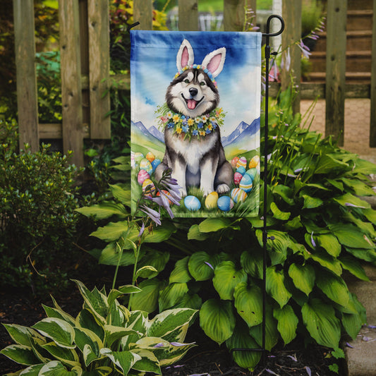 Alaskan Malamute Easter Garden Flag - Easter Egg Hunt - Dog-Themed Spring Yard Decor