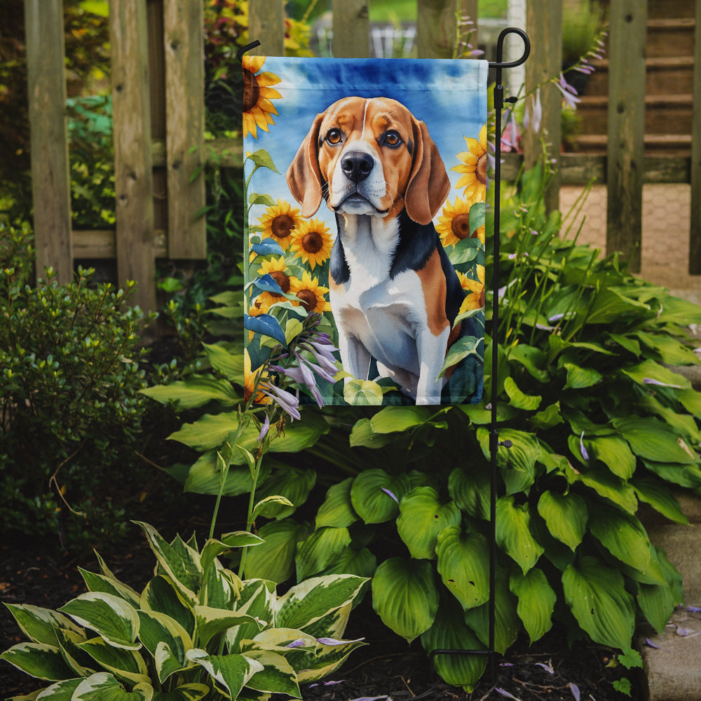 Beagle in Sunflowers Garden Flag – Bright Dog-Themed Yard Decor