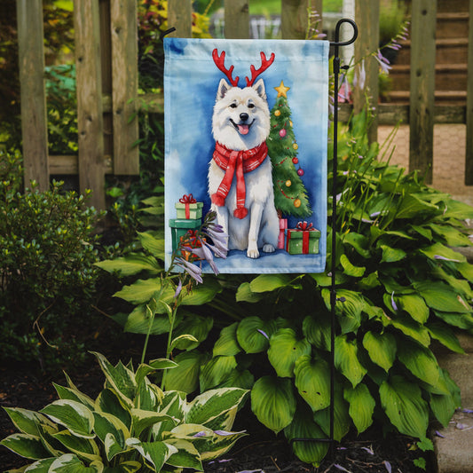 American Eskimo Christmas Garden Flag – Dog in Reindeer Antlers with Tree & Gifts