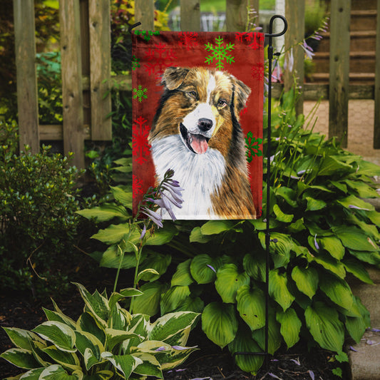 Australian Shepherd Red Green Snowflakes Christmas Garden Flag – Decorative Outdoor Yard Flag