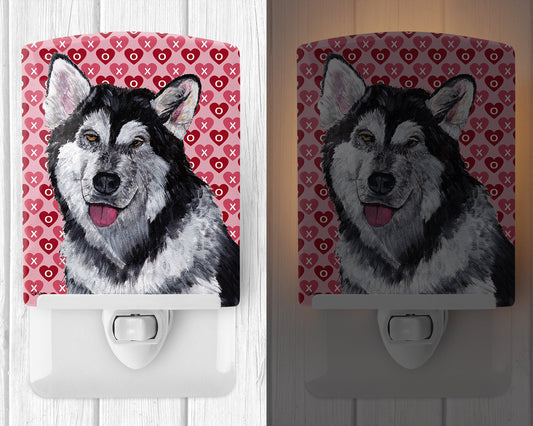 Alaskan Malamute Hearts Love and Valentine's Day Ceramic Night Light SC9494CNL