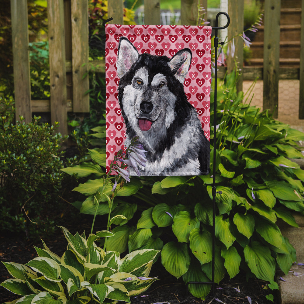 Alaskan Malamute Hearts Love and Valentine's Day Garden Flag – Decorative Outdoor Yard Flag SC9494GF