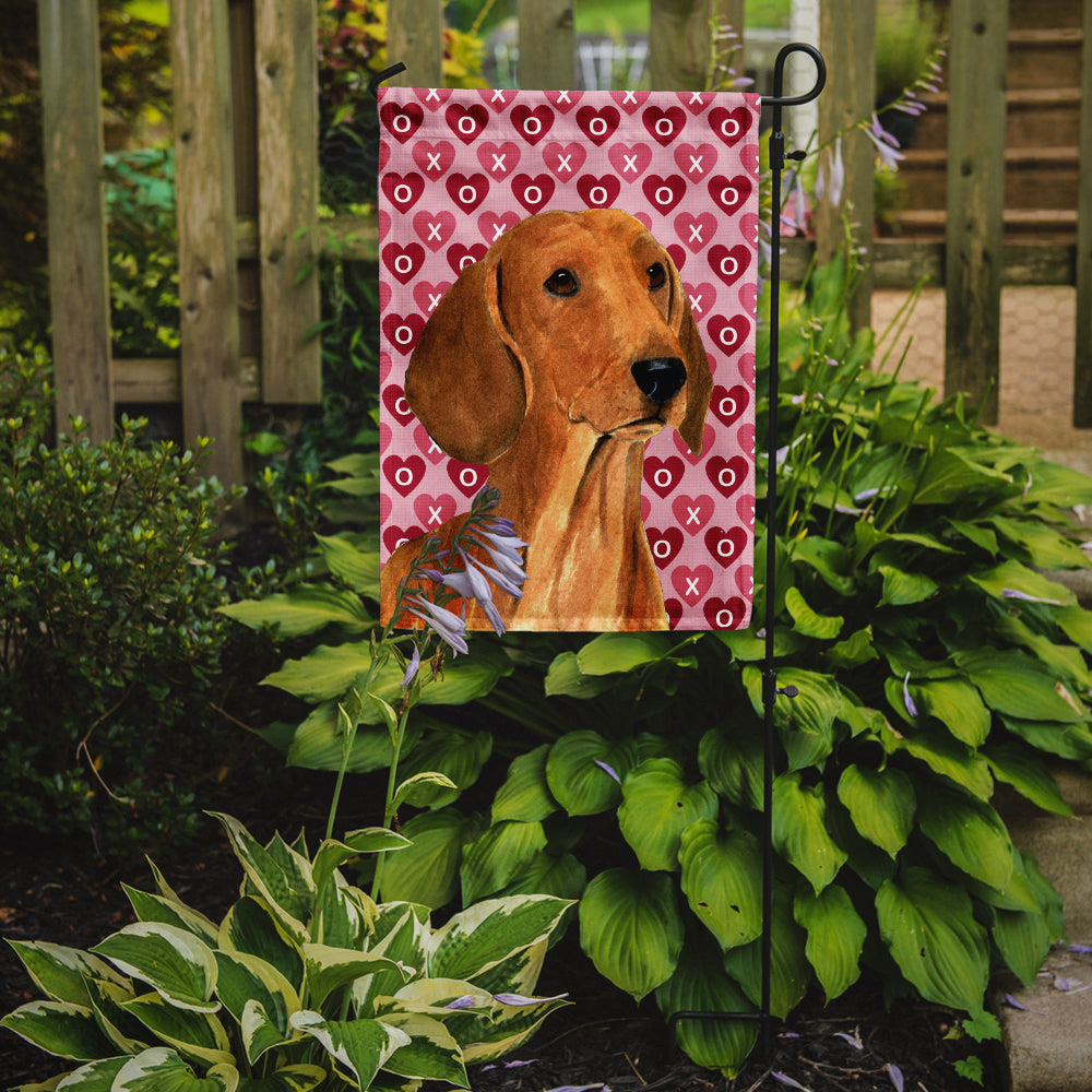 Dachshund Hearts Love and Valentine's Day Portrait Garden Flag – Decorative Outdoor Yard Flag