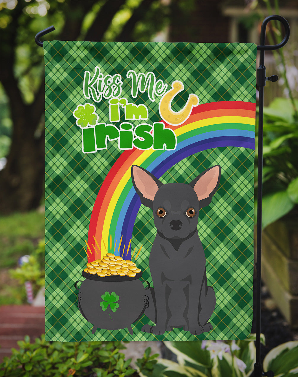 Black Chihuahua St. Patrick's Garden Flag – "Kiss Me I’m Irish" with Pot of Gold & Rainbow