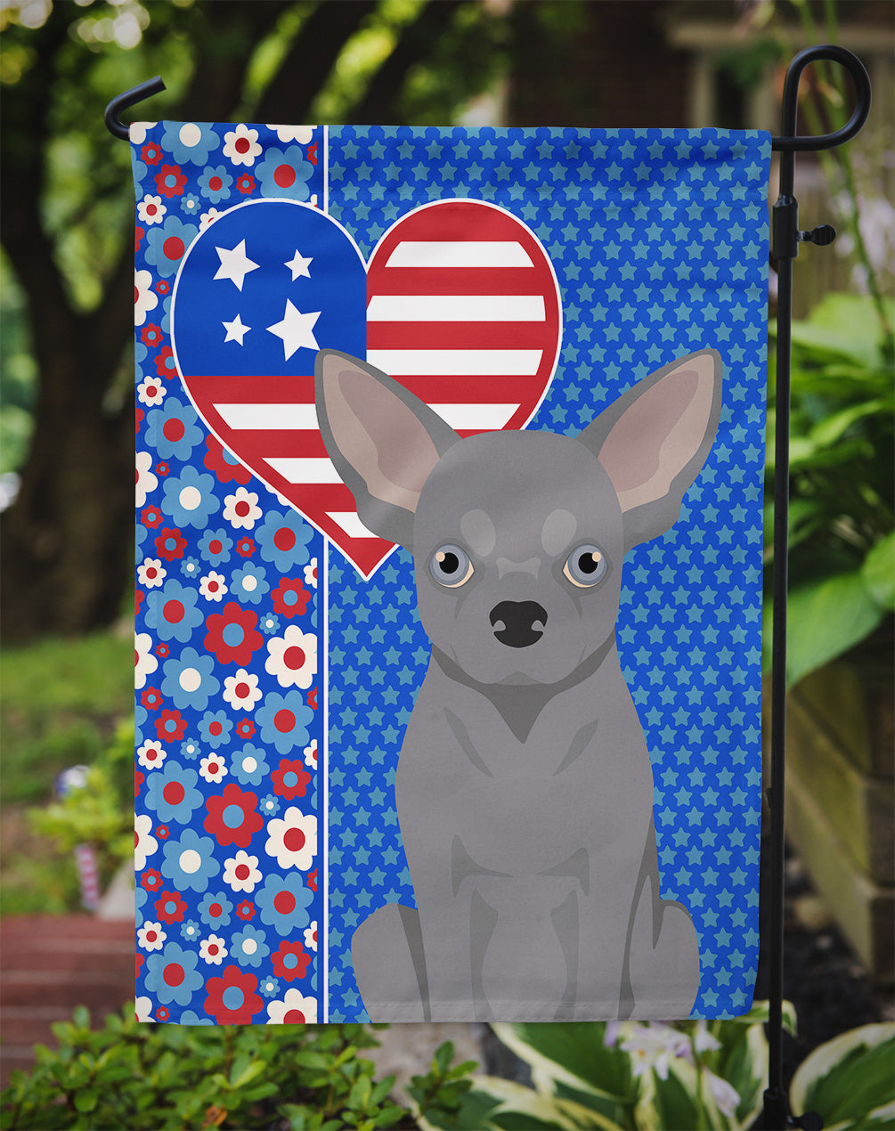 Blue Chihuahua Patriotic Heart Garden Flag – Red, White & Blue Dog Decor with Star Background